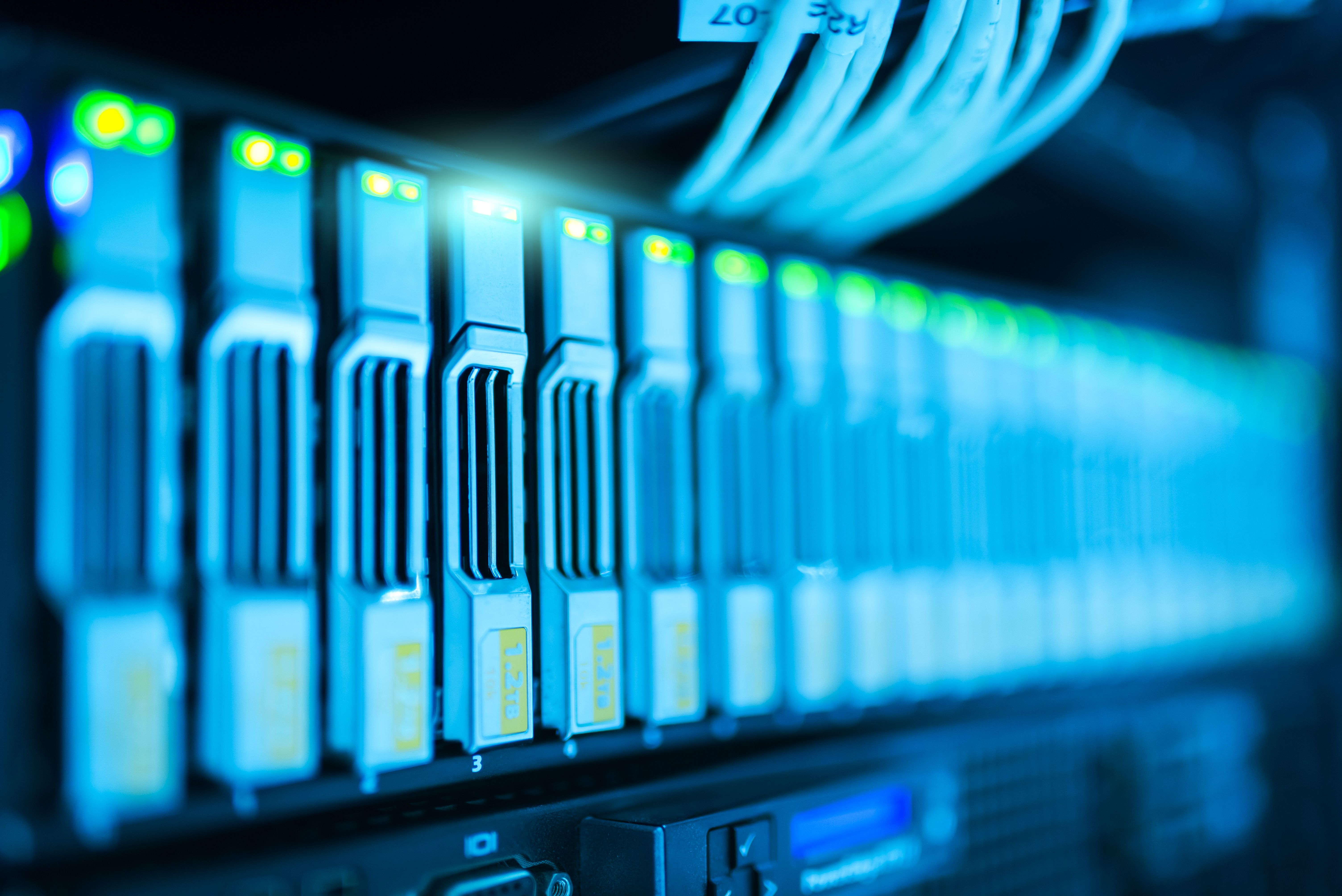 Server VPS con grafici di performance hosting